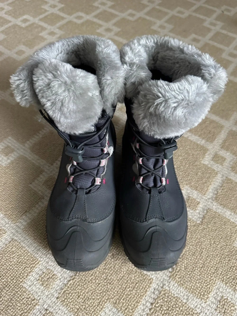 Columbia bugaboot winter